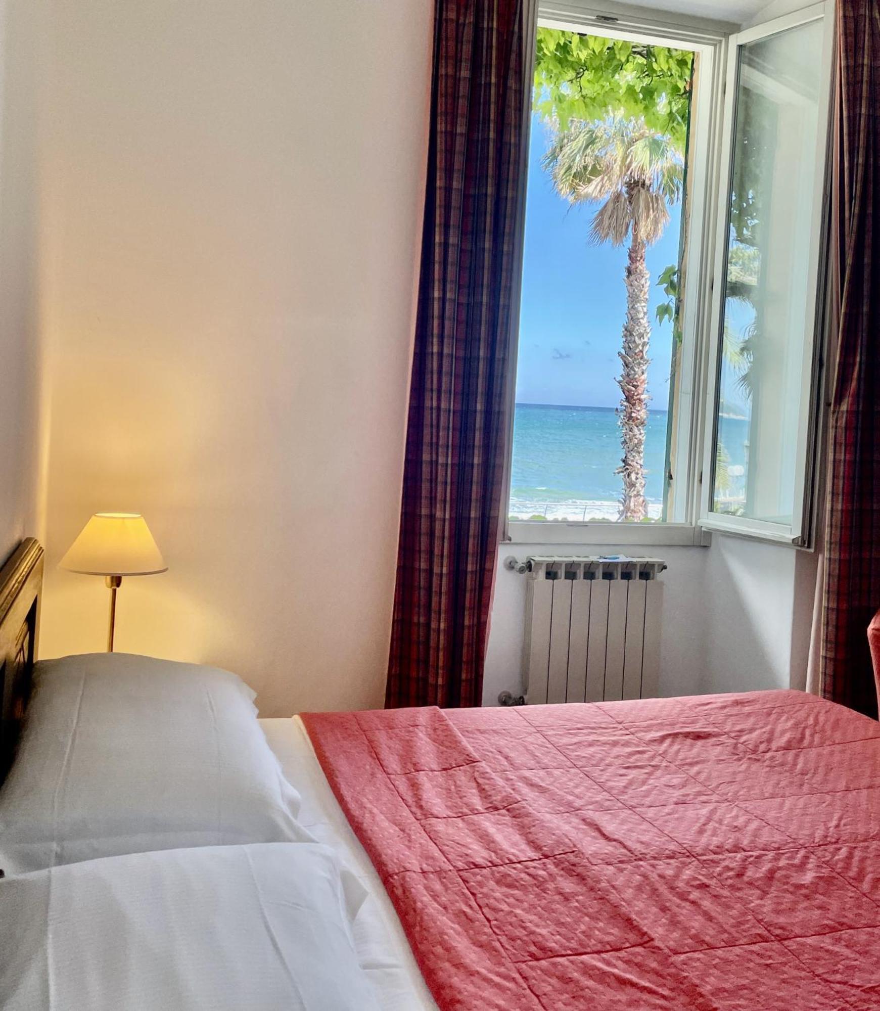 Hotel Beau Rivage Alassio Zewnętrze zdjęcie